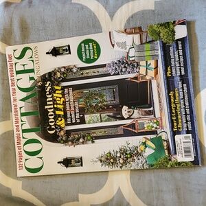 Cottages & Bungalows Christmas Magazine